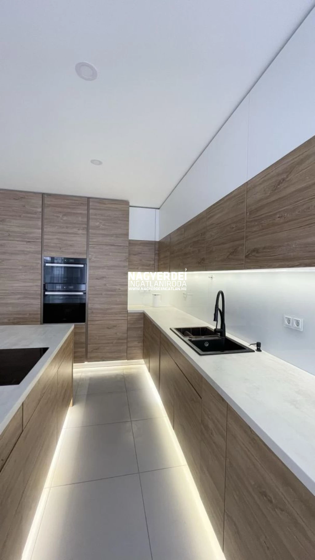 Modern, energiatakarékos otthon eladó Debrecen, kedvelt Nyulas városrészén