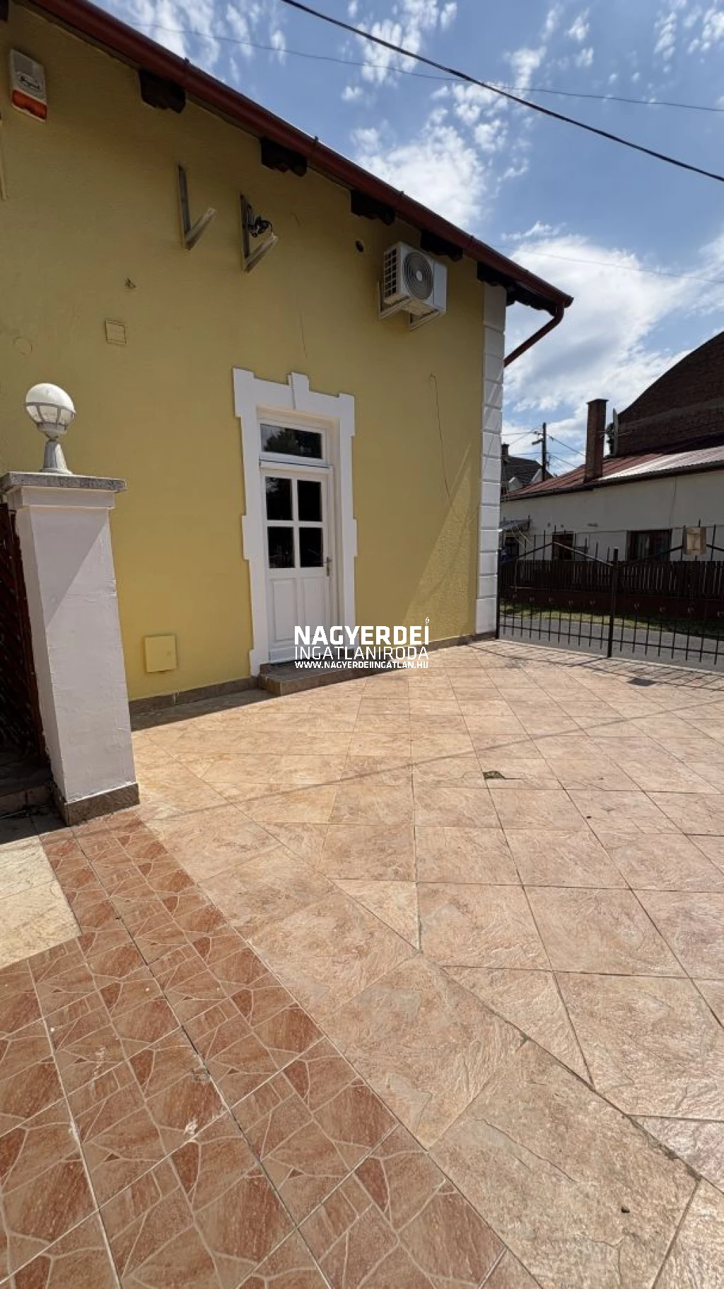 Eladó 192 m2 üzlethelyiség, Debrecen