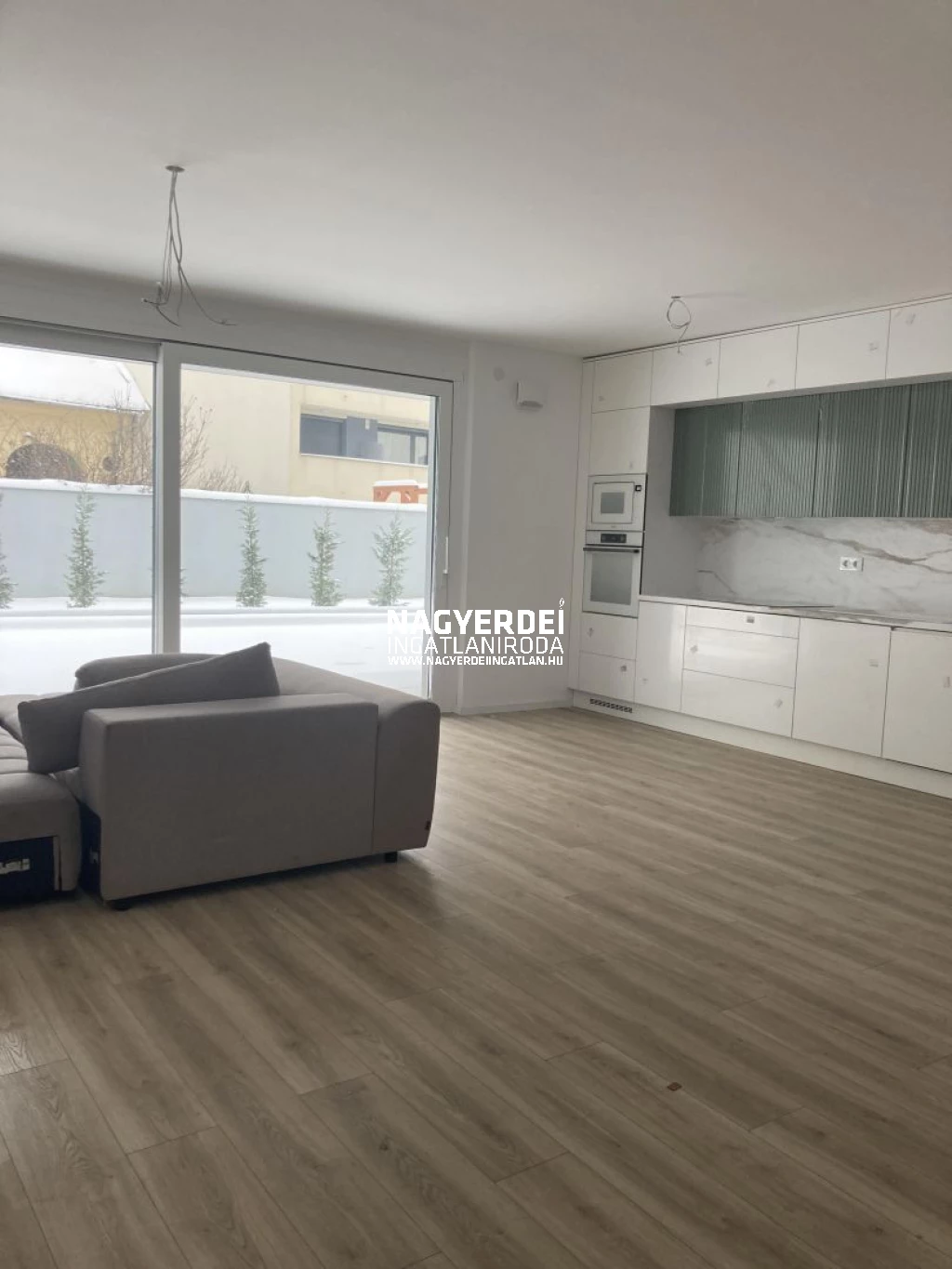 Kiadó 75 m2 új építésű tégla lakás, Debrecen