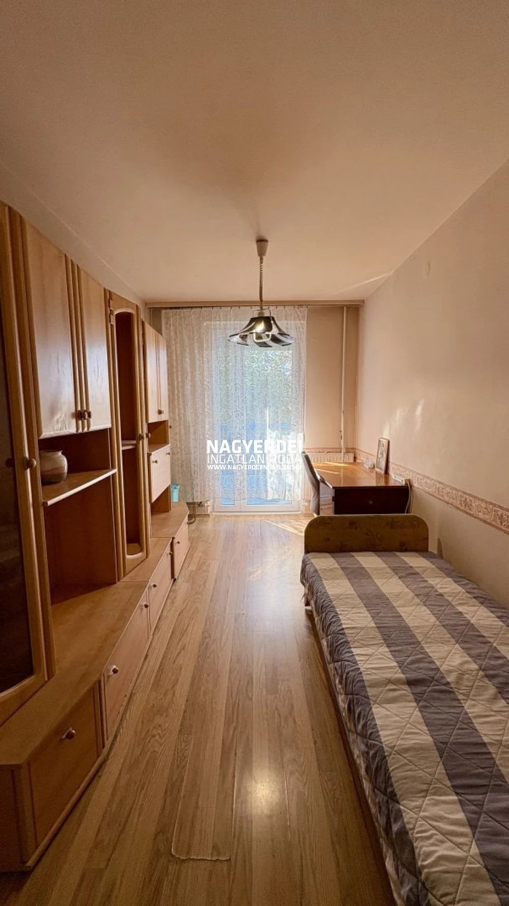 Kiadó 13 m2 szoba, Debrecen