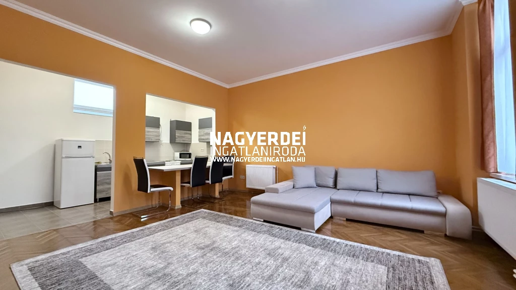 Kiadó 54 m2 házrész, Debrecen