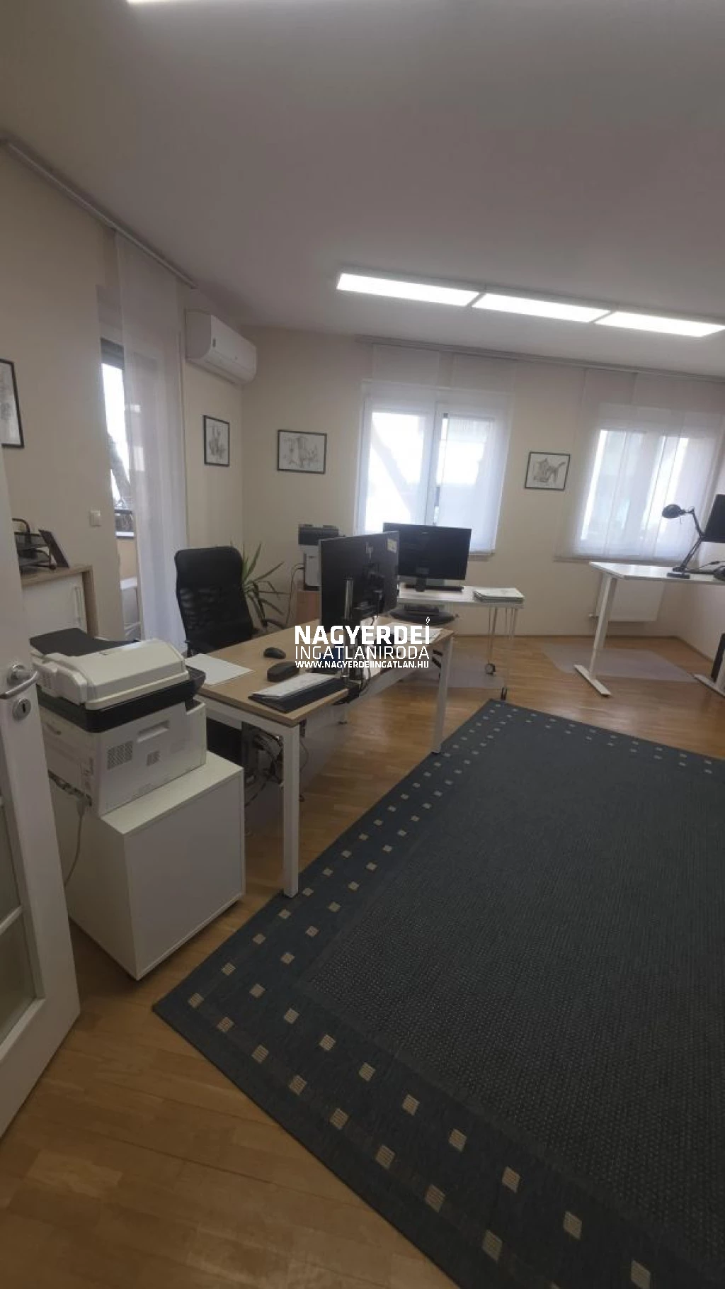 Eladó 98 m2 tégla lakás, Debrecen