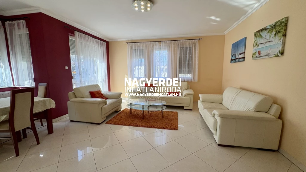 Kiadó 82 m2 tégla lakás, Debrecen