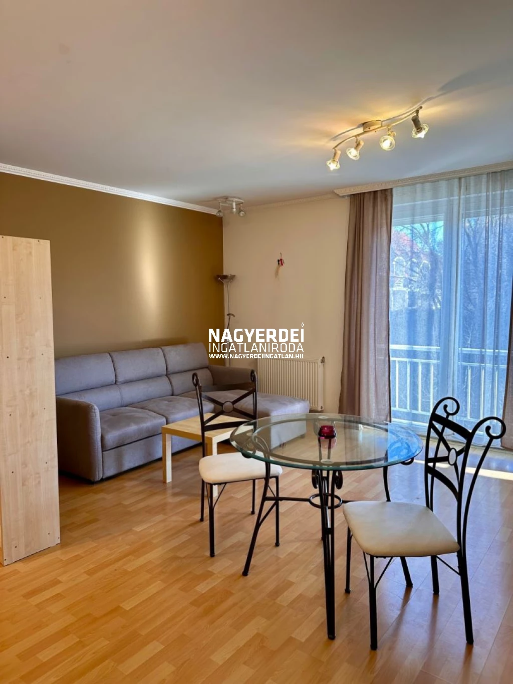 Kiadó 52 m2 tégla lakás, Debrecen