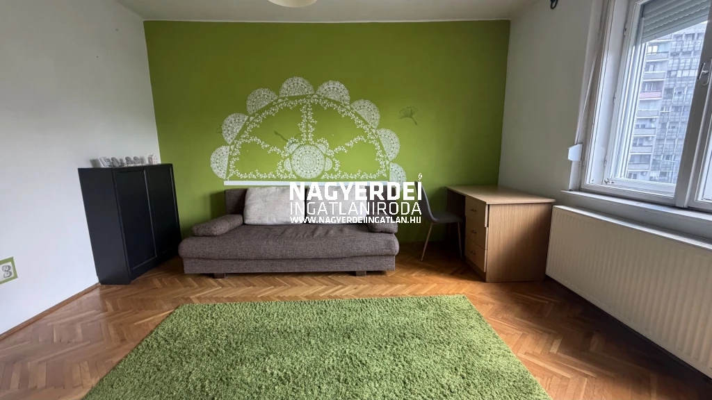 c3-1-name c2-19-name, Debrecen, Libakert