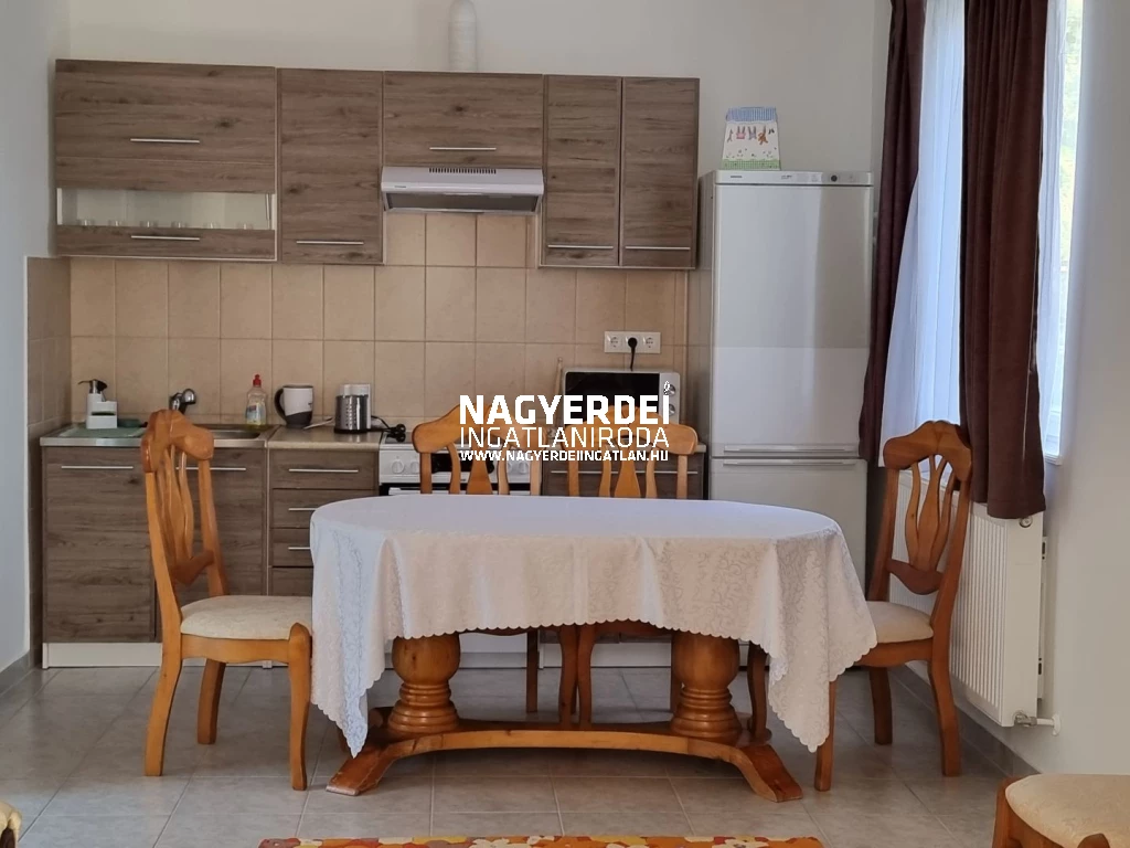 Eladó felújított családi ház Debrecen Gerébytelep városrészében