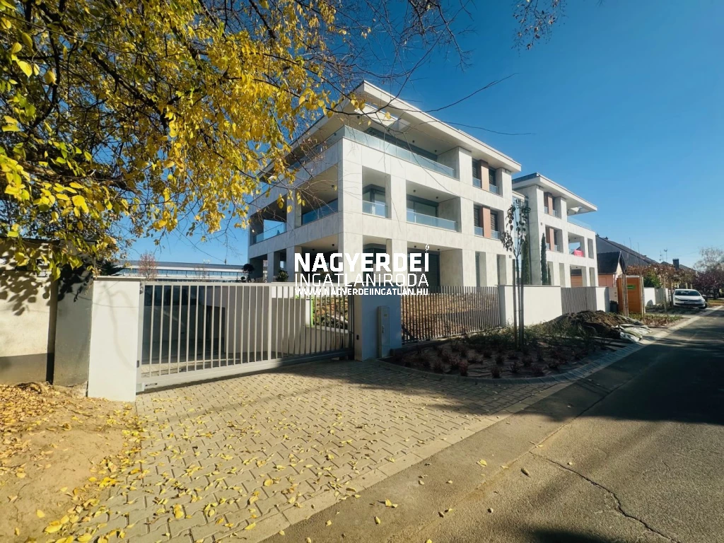 Újépítésű, luxus lakás hosszú távra kiadó