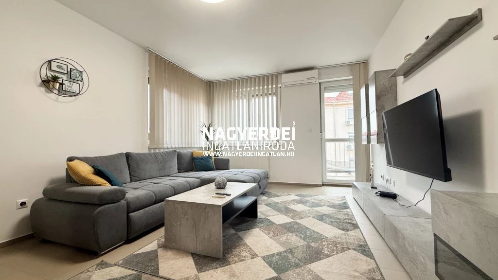 Kiadó 58 m2 tégla lakás, Debrecen