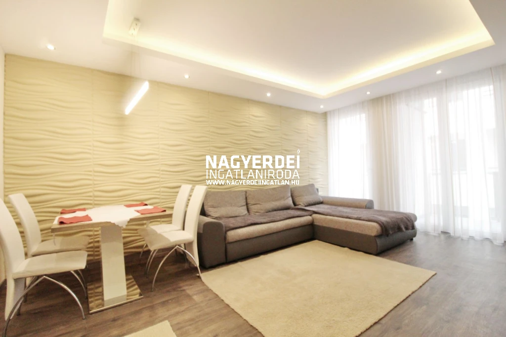 c3-2-name c2-19-name, Debrecen, Péterfia