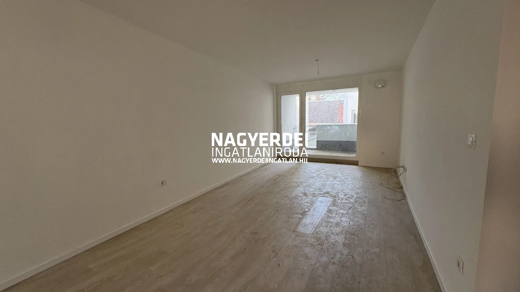 c3-1-name c2-19-name, Debrecen, Belváros