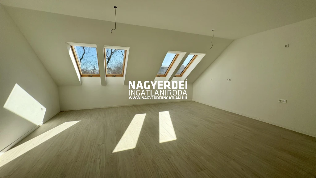 c3-1-name c2-19-name, Debrecen, Belváros