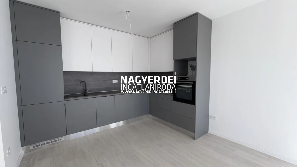 c3-1-name c2-19-name, Debrecen, Belváros