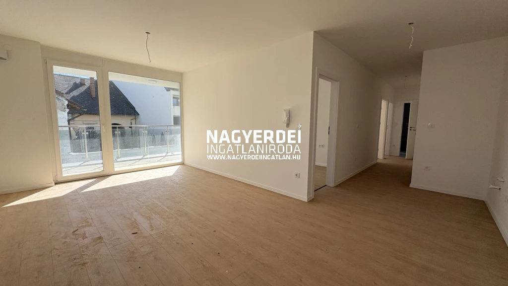 c3-1-name c2-19-name, Debrecen, Belváros