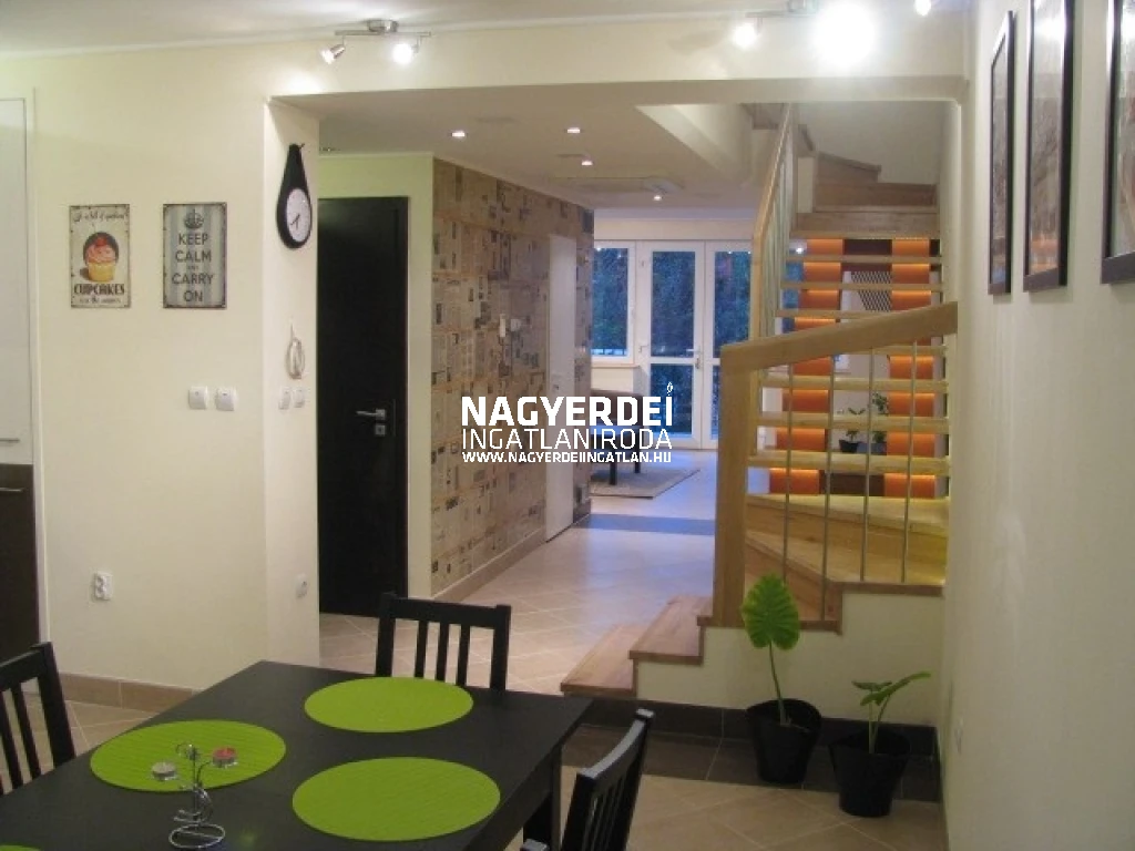 c3-1-name c2-19-name, Debrecen, Szentlászlófalva