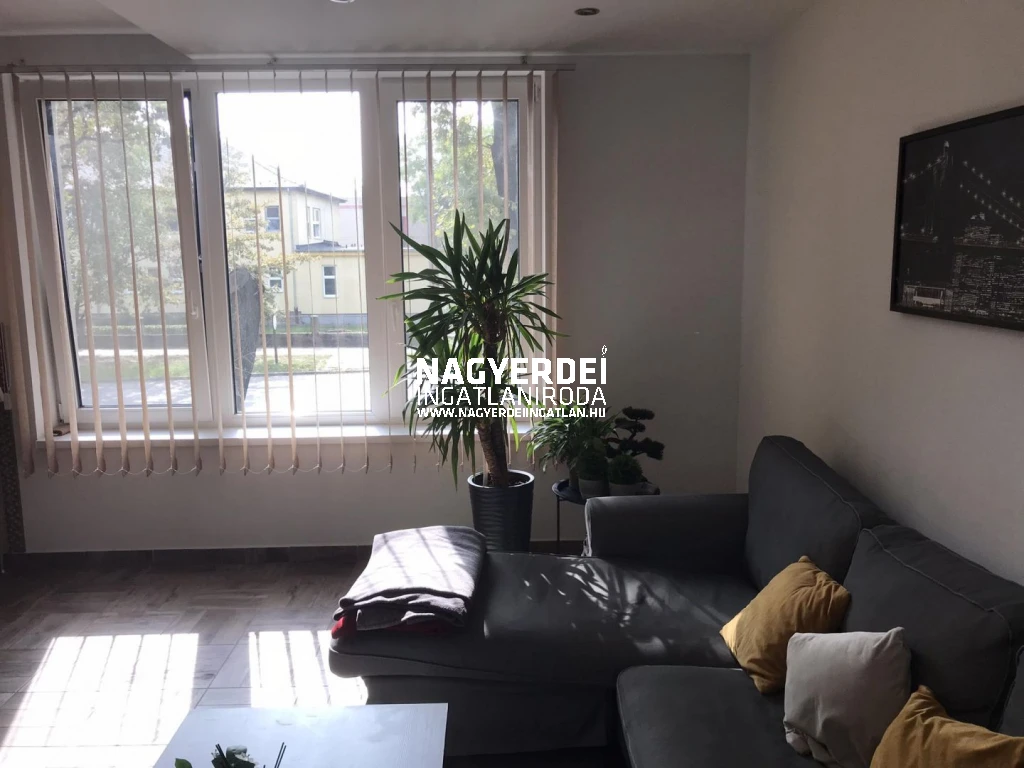 Kiadó 44 m2 új építésű tégla lakás, Debrecen