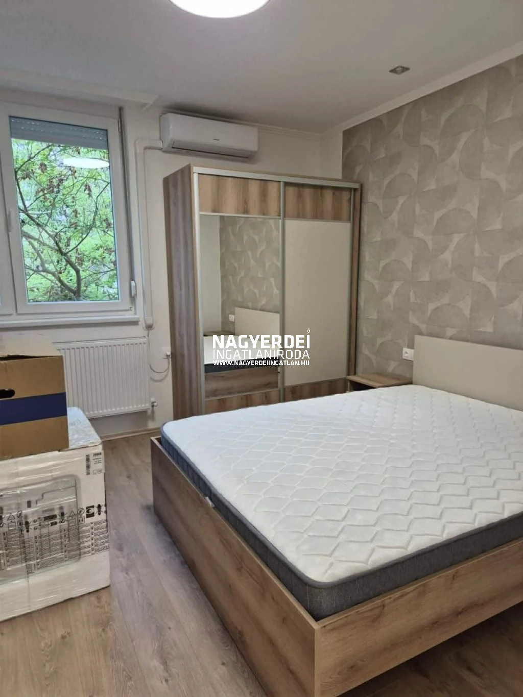 c3-1-name c2-19-name, Debrecen, Libakert