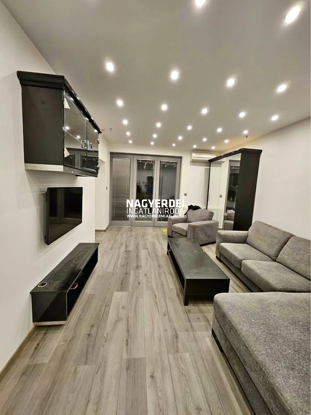 KIVÁLÓ BEFEKTETÉS, ORVOSI EGYETEM MELLETT LAKÁS ELADÓ