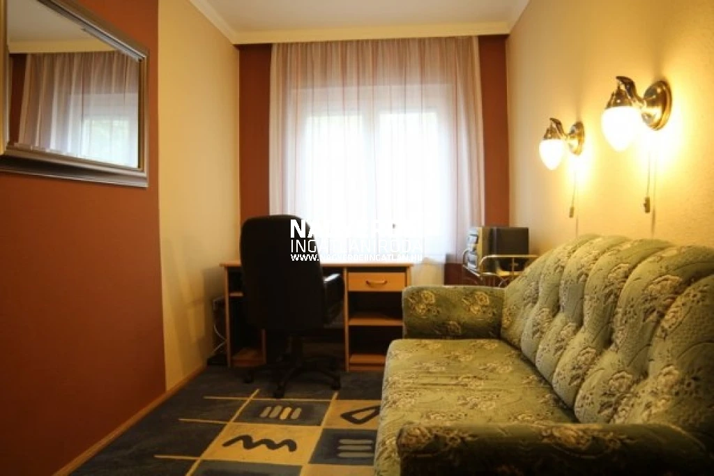 c3-2-name c2-19-name, Debrecen, Nagyerdő