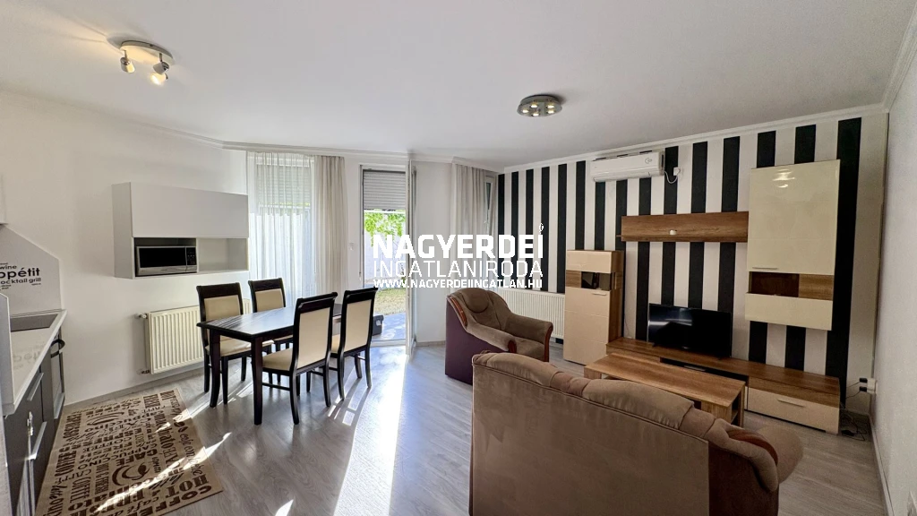 c3-2-name c2-19-name, Debrecen, Postakert