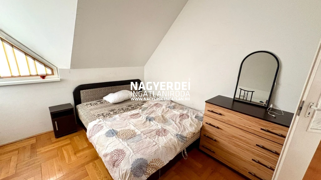 c3-2-name c2-19-name, Debrecen, Belváros