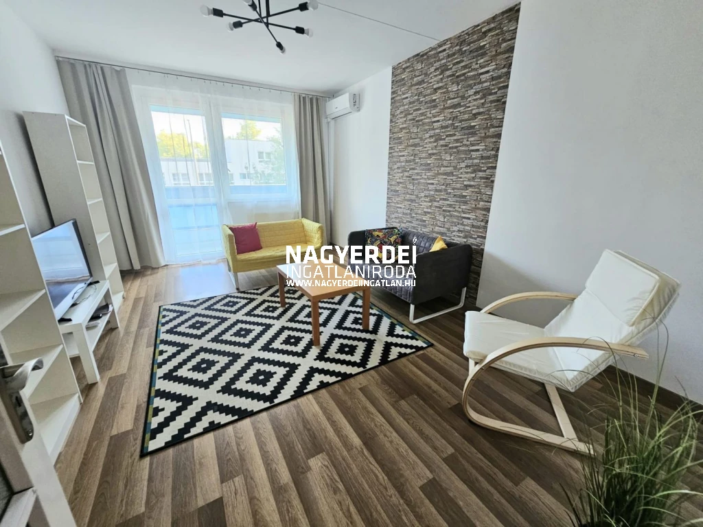 c3-2-name c2-20-name, Debrecen, Újkert