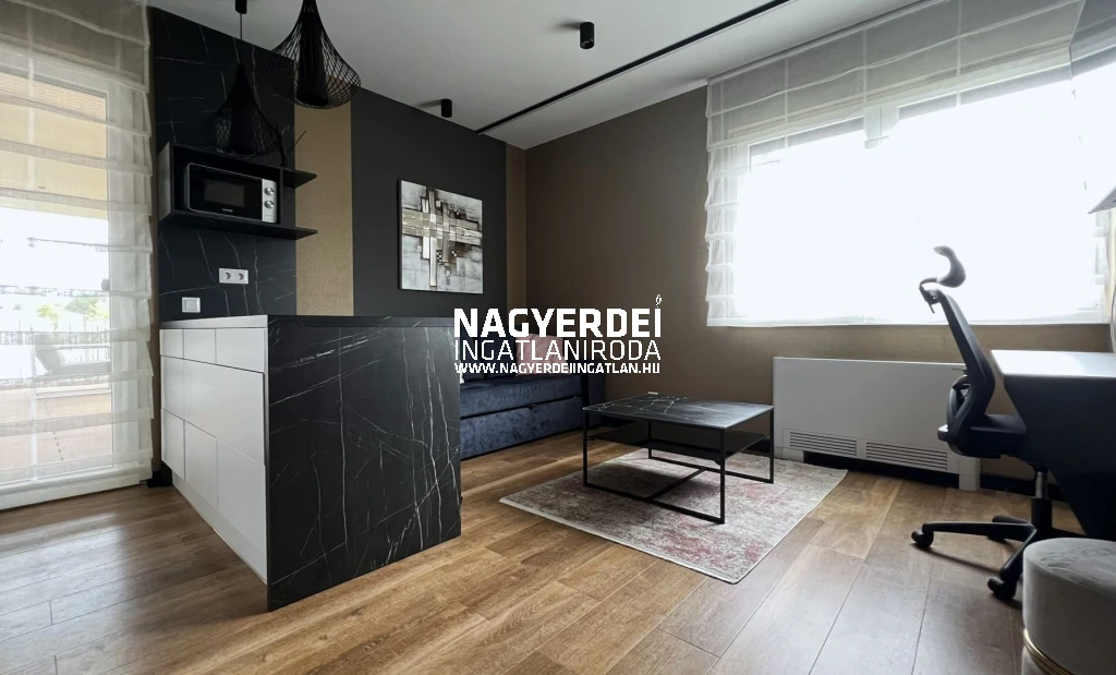 c3-2-name c2-19-name, Debrecen, Sestakert