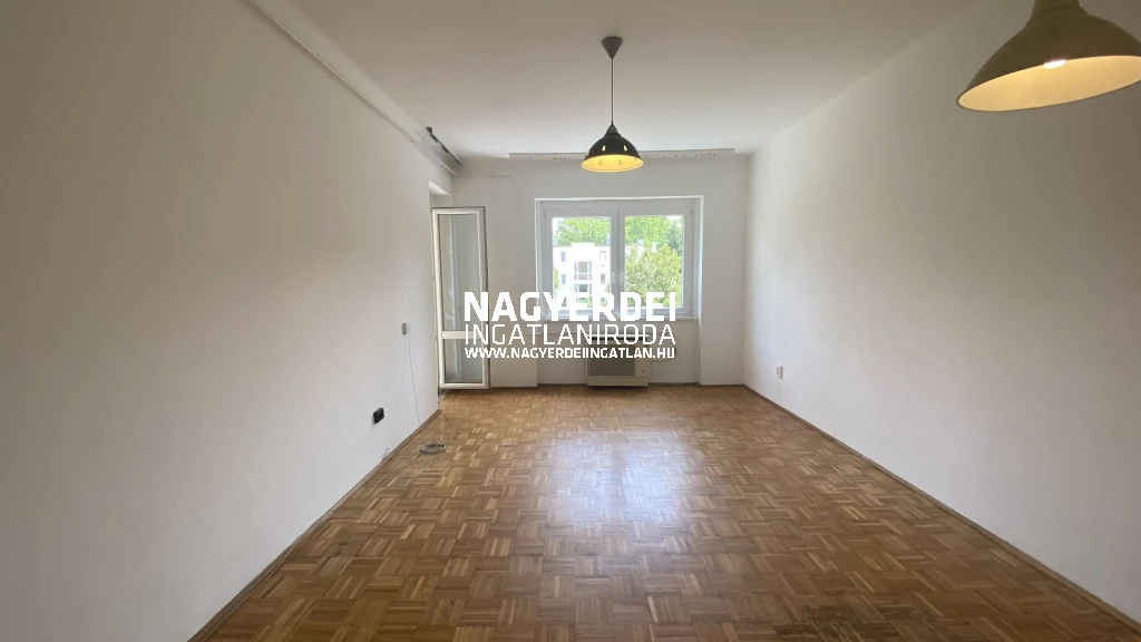 c3-1-name c2-19-name, Debrecen, Sestakert