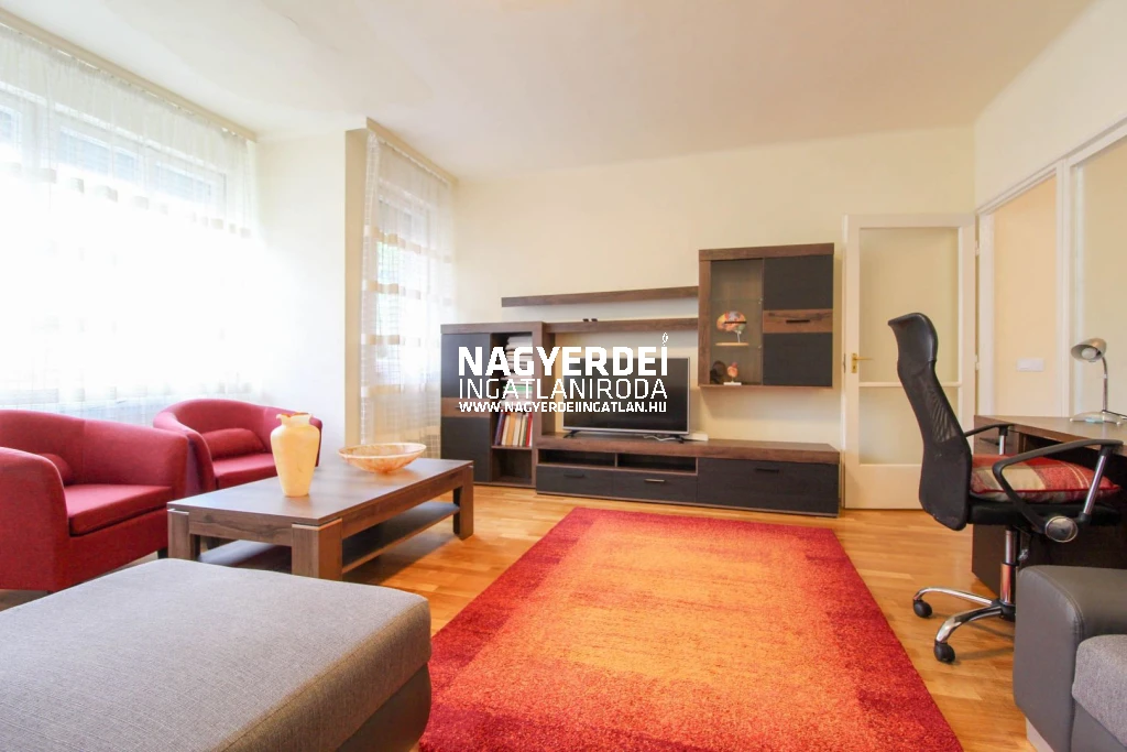 Kiadó 56 m2 tégla lakás, Debrecen
