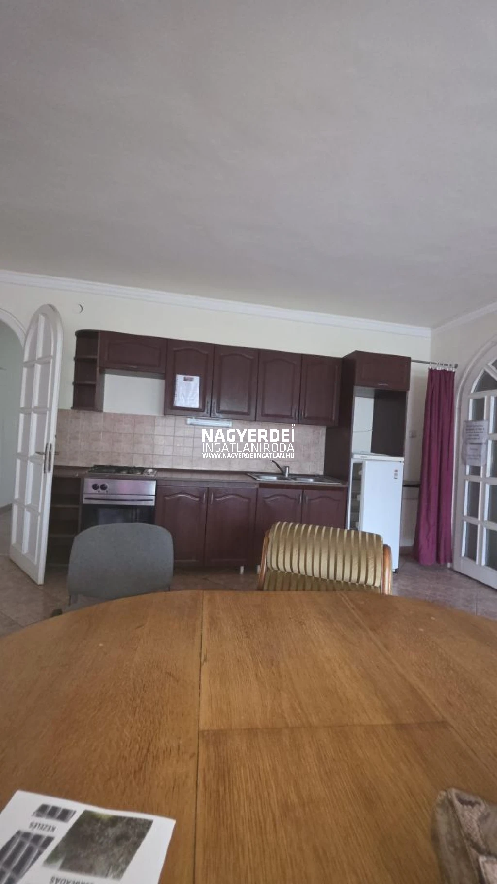 Eladó 278 m2 családi ház, Debrecen