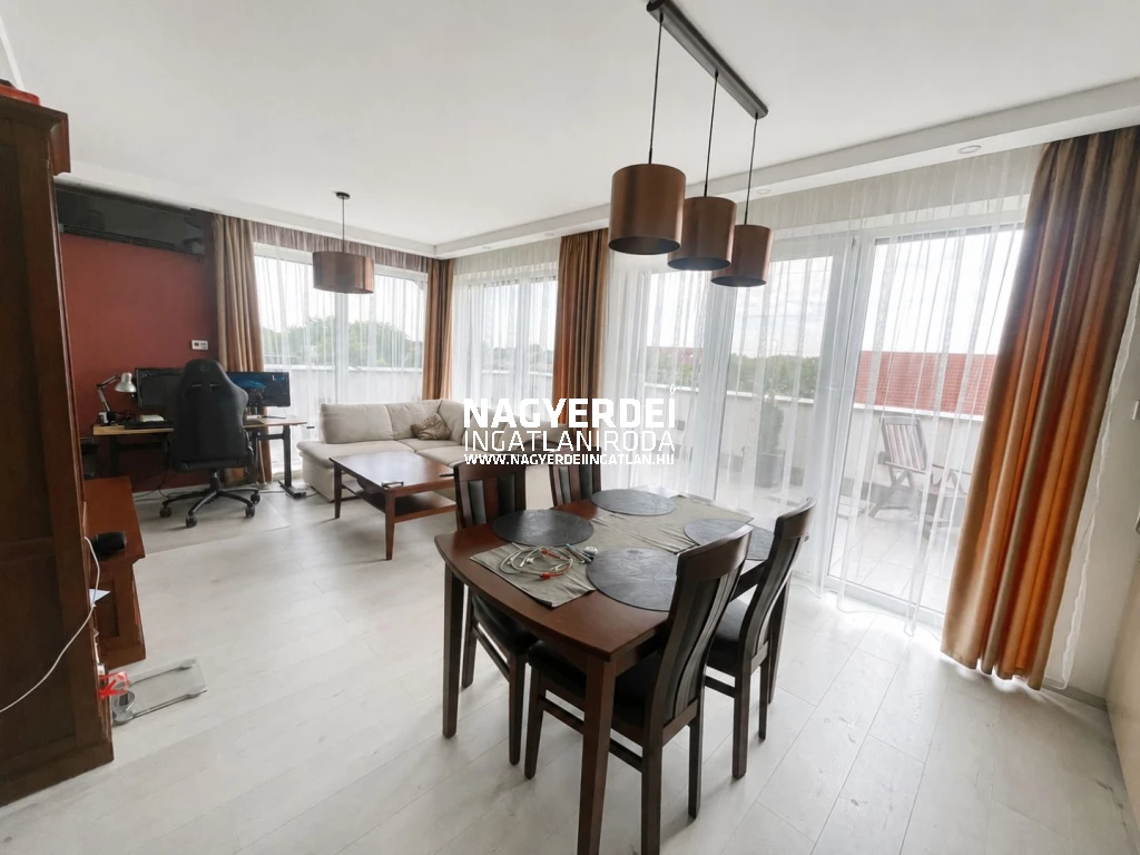 Kiadó 44 m2 új építésű tégla lakás, Debrecen