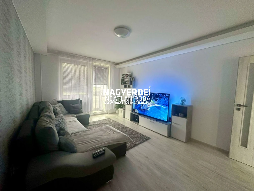 Kiadó 54 m2 panel lakás, Debrecen
