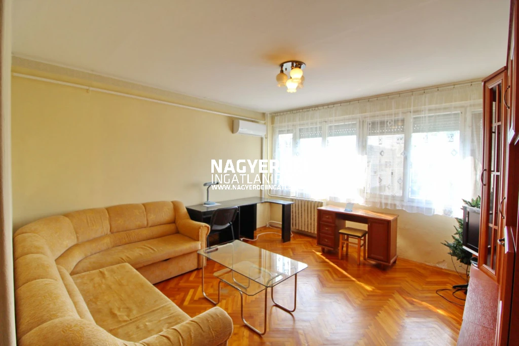 Kiadó 54 m2 csúsztatott zsalus, Debrecen