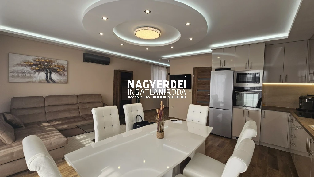 KIADÓ EXKLUZÍV LUXUS PENTHOUSE DEBRECEN-NYULASBAN!