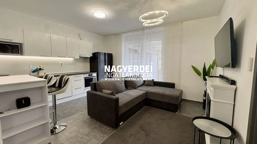 Kiadó 54 m2 új építésű tégla lakás, Debrecen