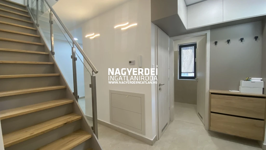 PRÉMIUM, ÚJ ÉPÍTÉSŰ LAKÁS, DEBRECEN SZÍVÉBEN, 72m2 + 9 m2-es terasszal ELADÓ !