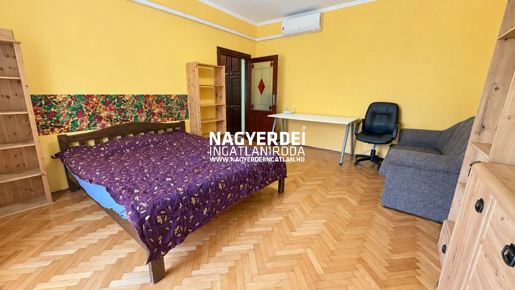 Kiadó 37 m2 tégla lakás, Debrecen