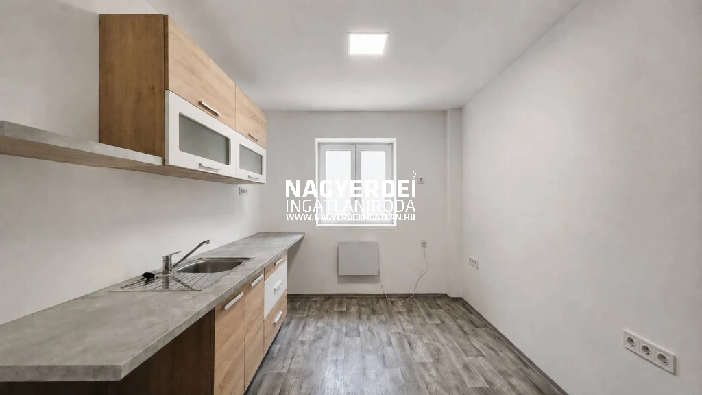 Kiadó 122 m2 iroda, Debrecen