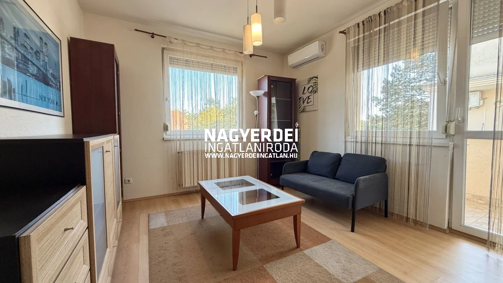 c3-2-name c2-19-name, Debrecen, Sestakert