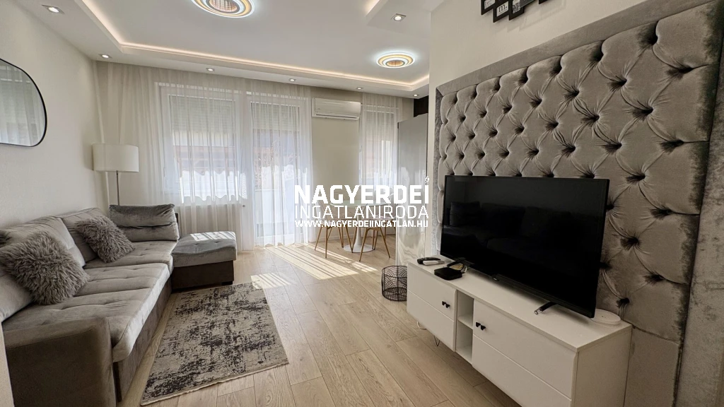 Kiadó 62 m2 tégla lakás, Debrecen
