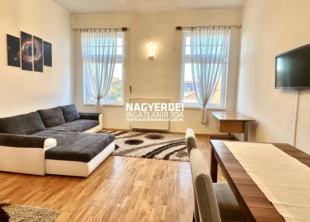 Kiadó 50 m2 tégla lakás, Debrecen