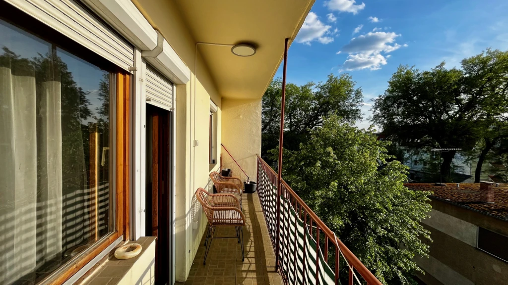 c3-1-name c2-19-name, Debrecen, Nagyerdő