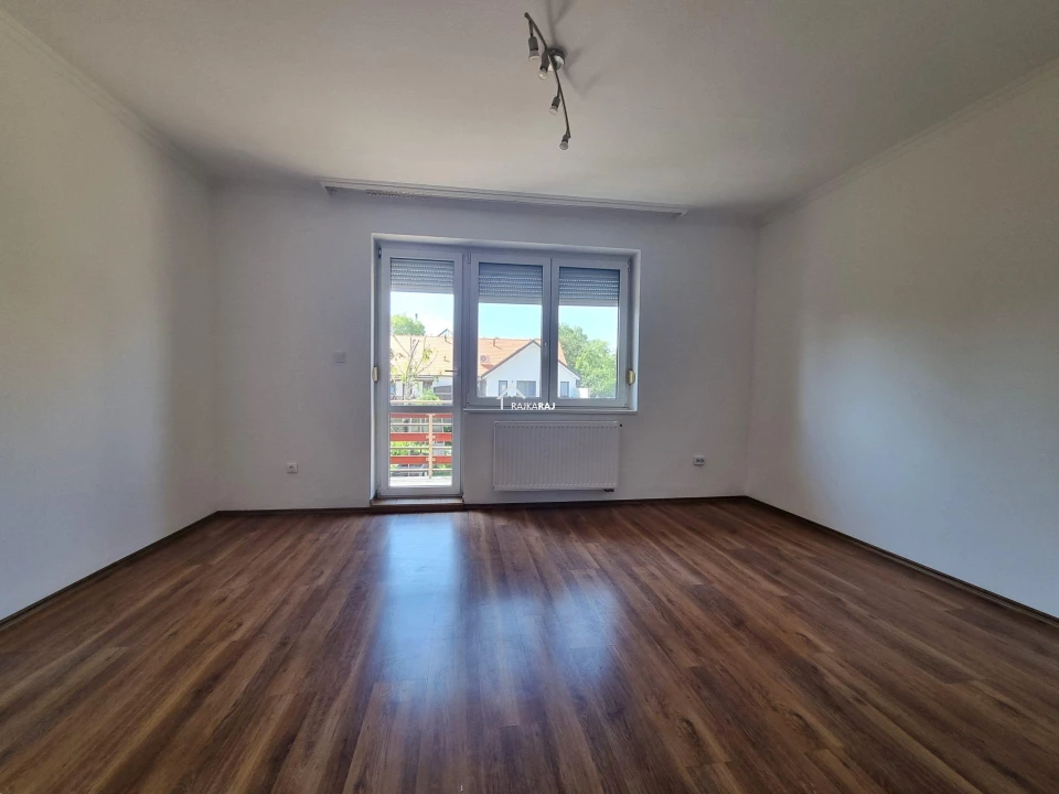 Eladó téglalakás, Mosonmagyaróvár