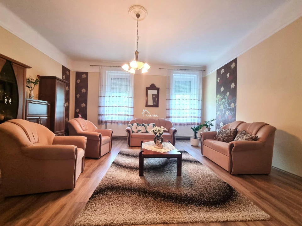 For sale brick flat, Mosonmagyaróvár