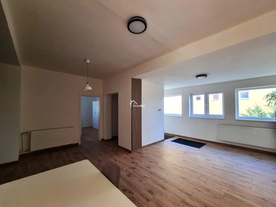 For sale house, Bezenye