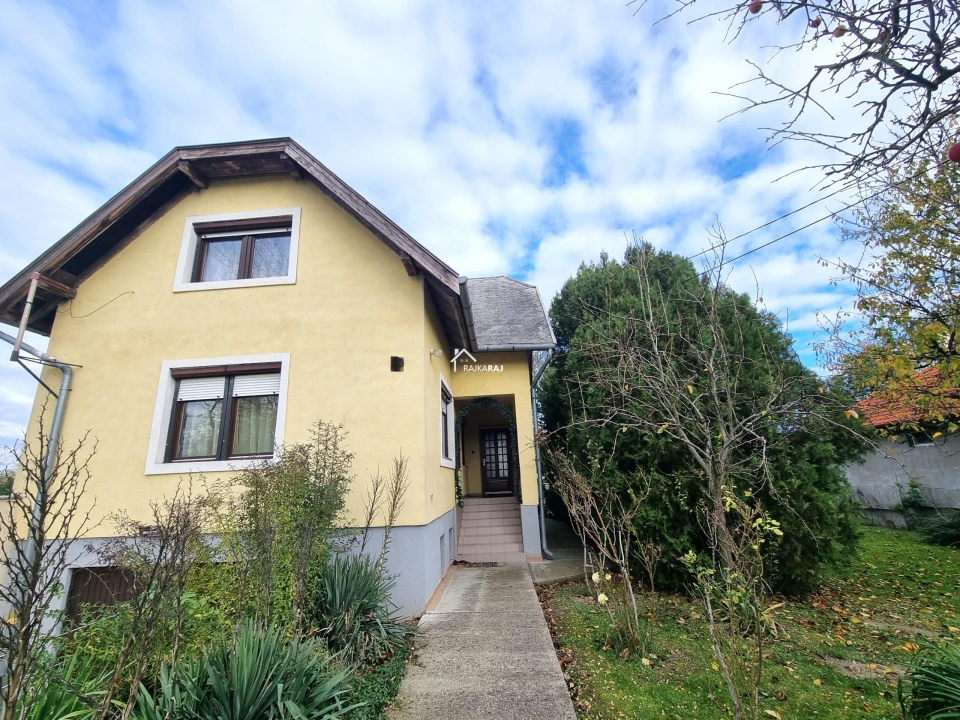 Eladó családi ház, Kimle