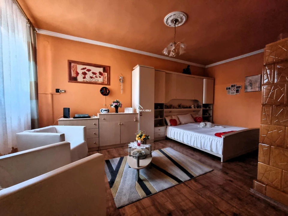 For sale brick flat, Mosonmagyaróvár