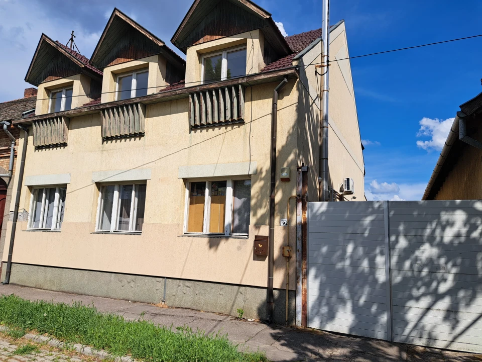 Eladó iroda, irodaház, Hódmezővásárhely