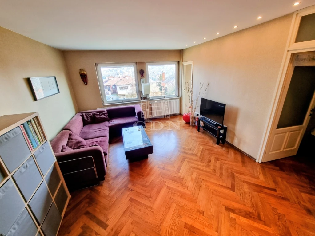 Eladó téglalakás, Budapest XII. kerület, Németvölgy, Hegyalja úton panorámás!