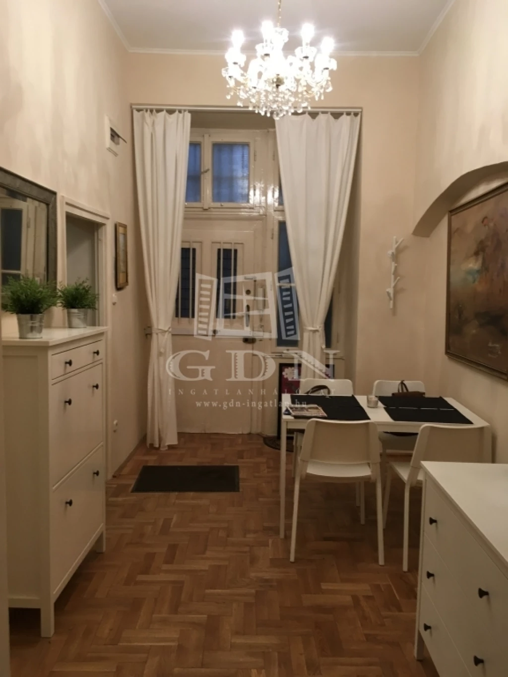 Kiadó téglalakás, Budapest V. kerület, Belváros, Régi posta utca