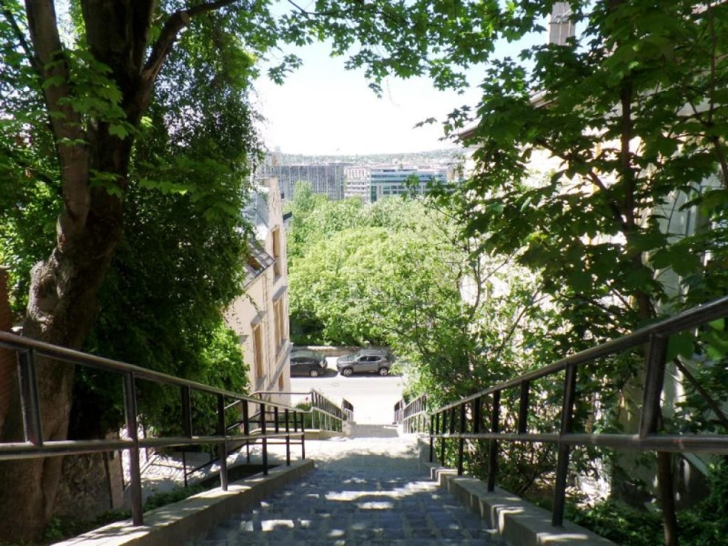 Eladó téglalakás, Budapest I. kerület, Váralja, Logodi utca